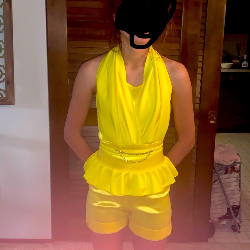 Yellow Casualwear outfit